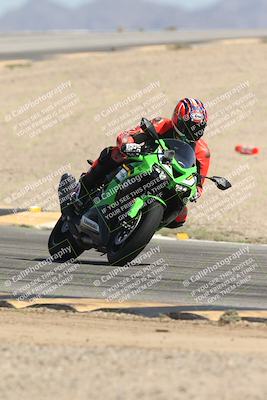 media/Oct-02-2025-Racers Edge (Thu) [[2c91cb6ab3]]/3-B Group/Session 4-Turn 12 (1pm)/